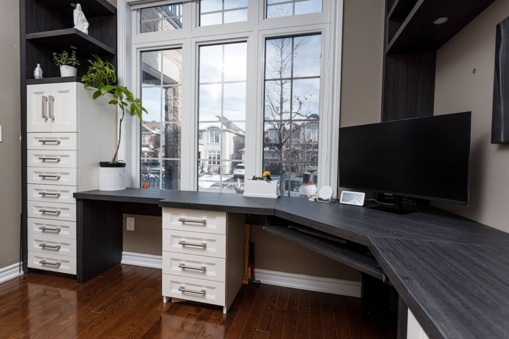 elegant-black-wood-tv-unit-design