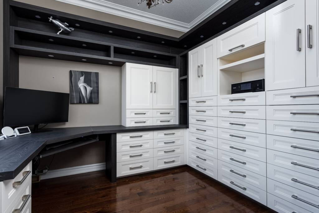 white-elegant-drawer-aurora