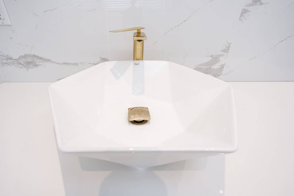 bathroom design trends 2022