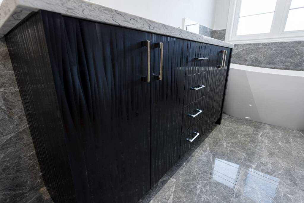 bath vanity makeover in richmond hill