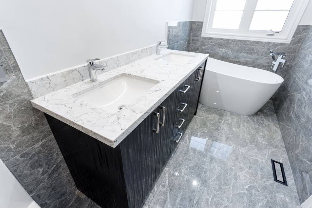 modern ceramic bathroom vanity